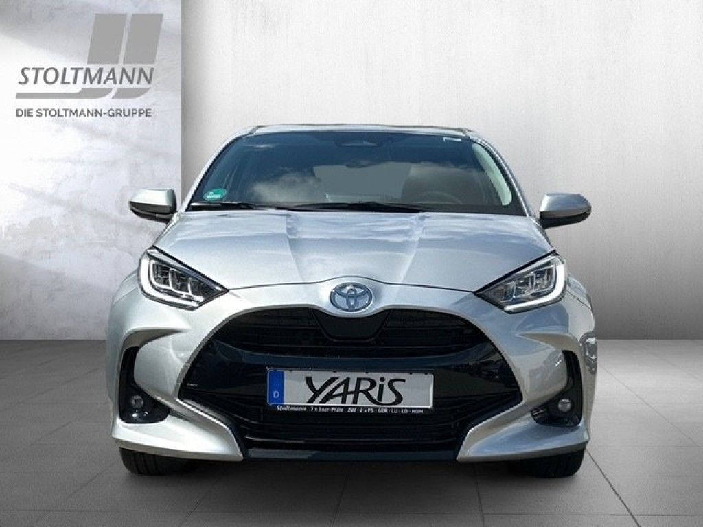Foto 1 - Yaris Hybrid 116 1.5 VVT-i Teamplayer (XPA1), Shimmering Silber Metallic