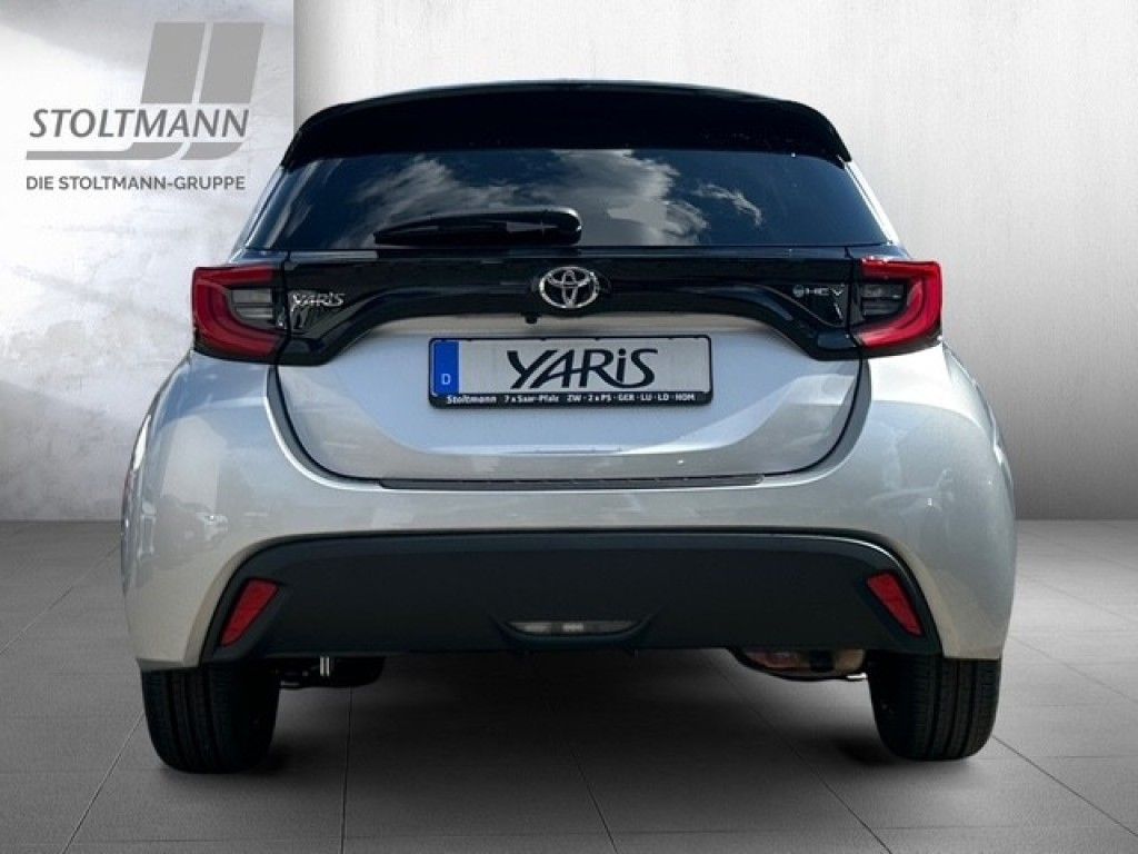 Foto 1 - Yaris Hybrid 116 1.5 VVT-i Teamplayer (XPA1), Shimmering Silber Metallic