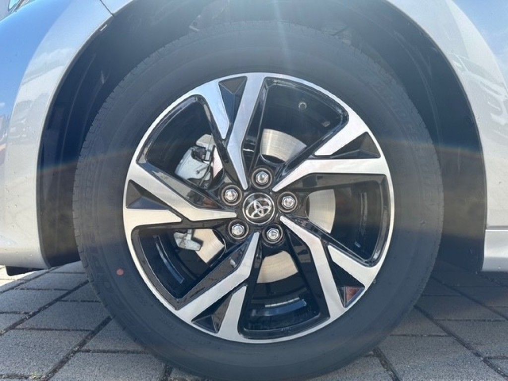 Foto 1 - Yaris Hybrid 116 1.5 VVT-i Teamplayer (XPA1), Shimmering Silber Metallic
