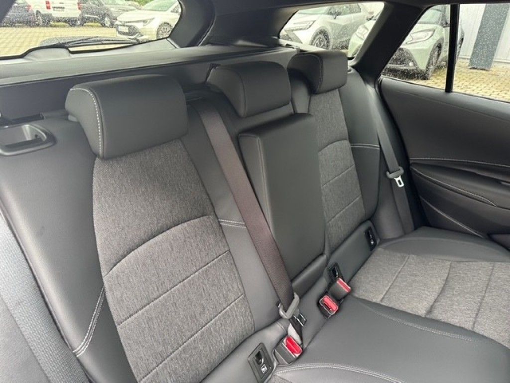 Foto 1 - Corolla Touring Sports 2.0 Hybrid Teamplayer, Cosmic-silber Metallic